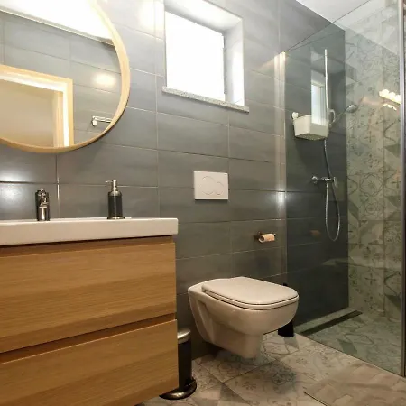 Holiday House “marta” Pula