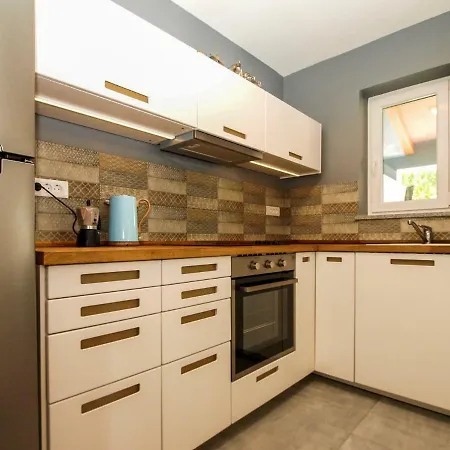 Holiday House “marta” * Pula